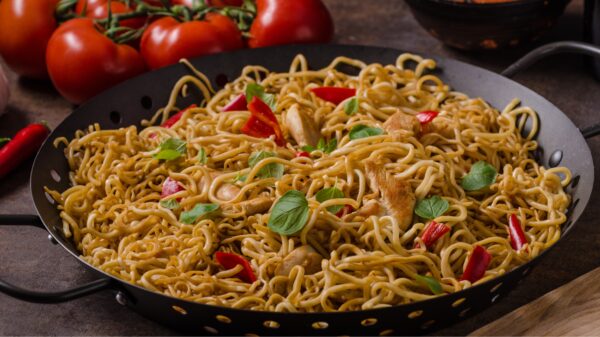Chilli Smoked Fried Noodles